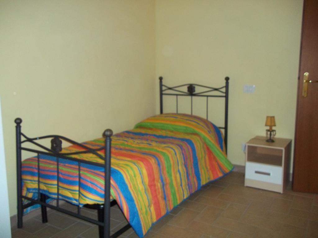 Caddelovi Apartment Fibbialla Ruang foto